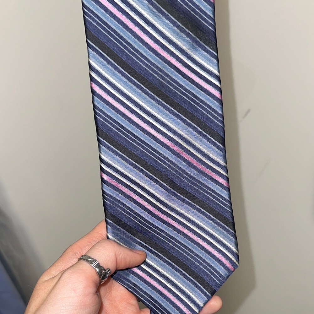 DKNY 100% Silk Tie